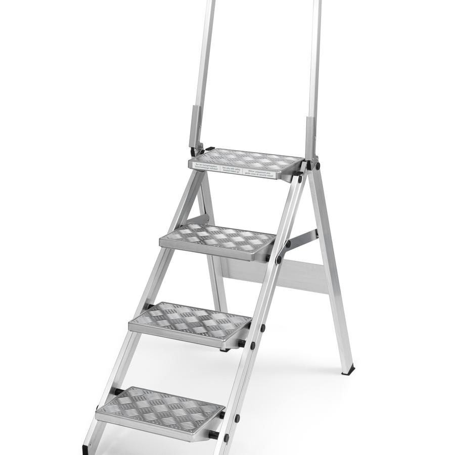 Jumbo aluminium trapladder 4 tr. traanplaat en beugel