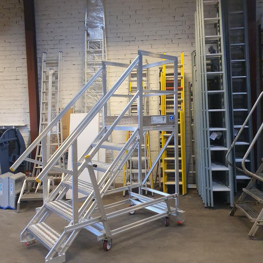 platformtrap rh 1100 pl 600x600 45°