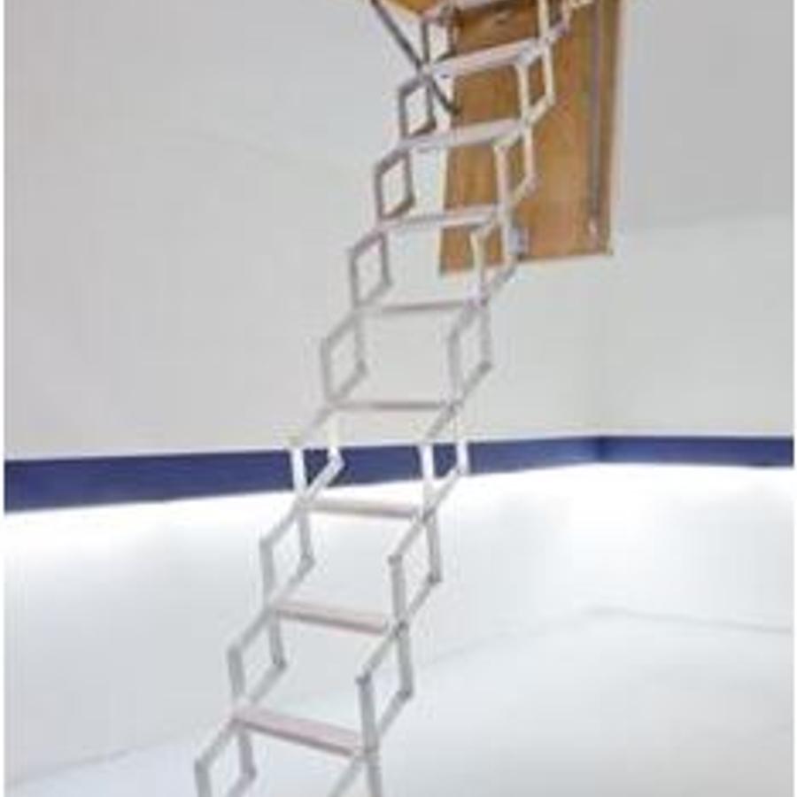Map Zig-zag 80mm zoldertrap 11tr. met kast geplaatst